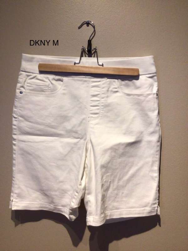 DKNY hvítar stuttbux M