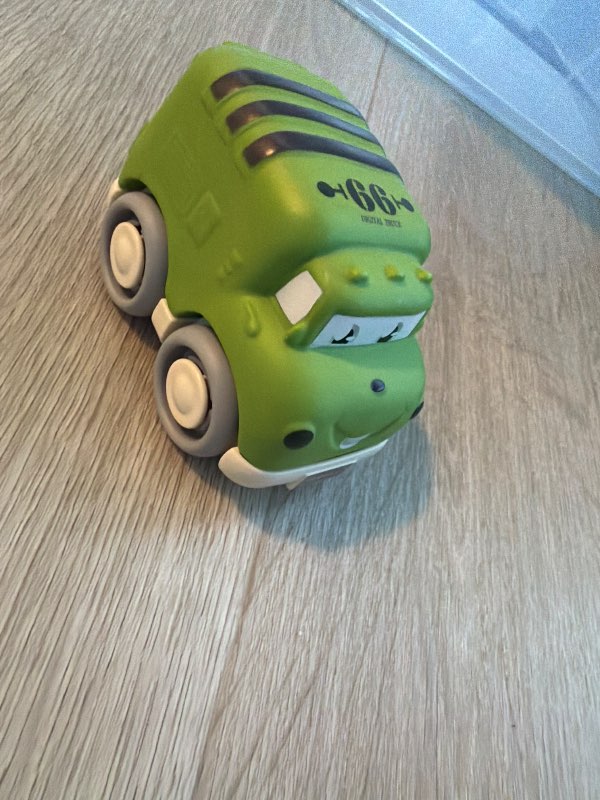 grænn bíll