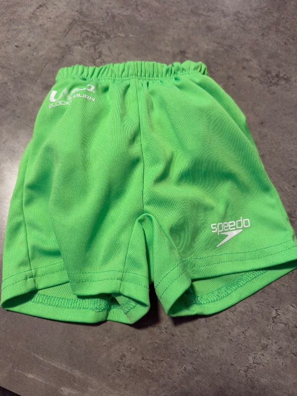 Sundbuxur með bleyju