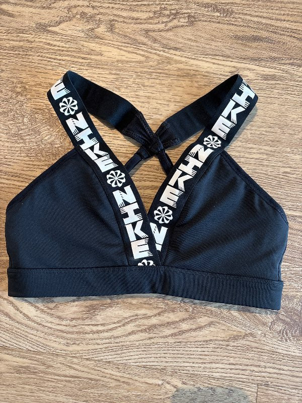 Íþróttatoppur Nike