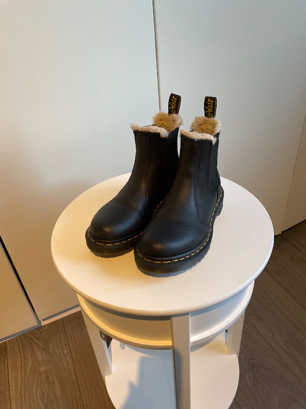 DR.MARTENS/Kuldaskór