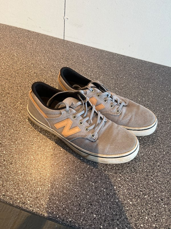 P new balance skór