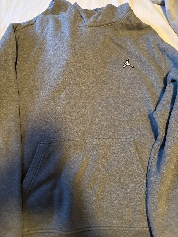 Jordan Nike peysa grá