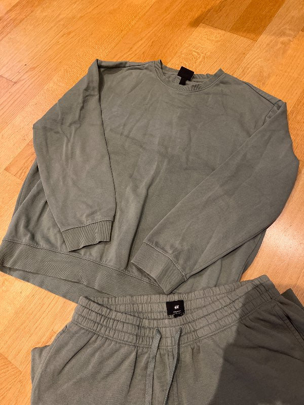H&M peysa græn