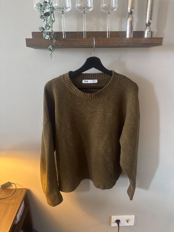 Zara dökkgræn peysa