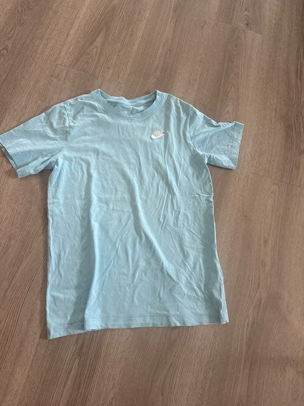 Nike blár bolur