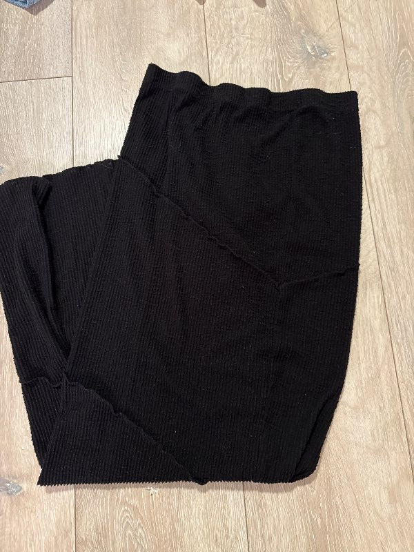 Svart sítt pils