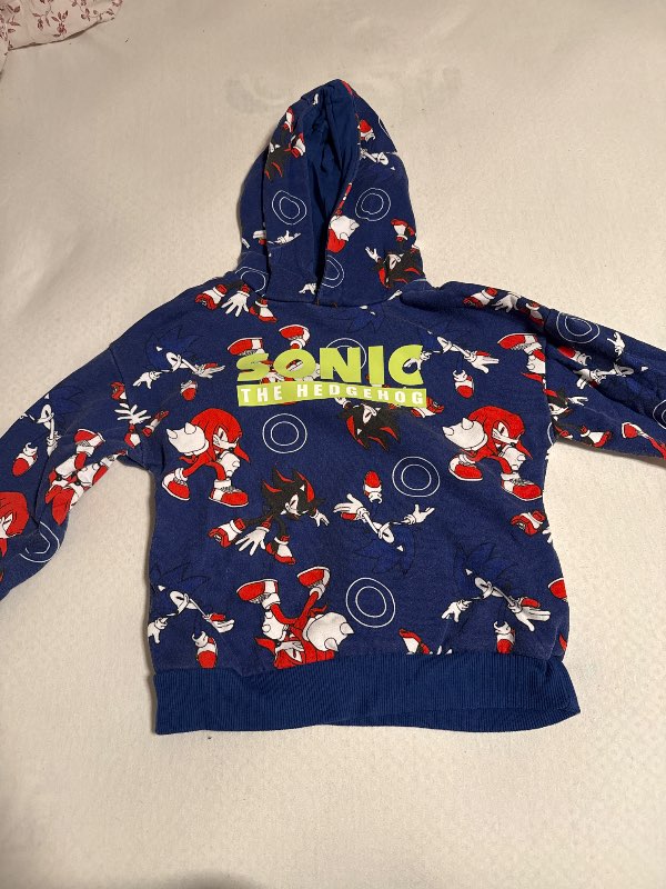 Sonic peysa