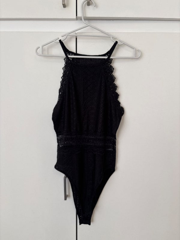 Top body black