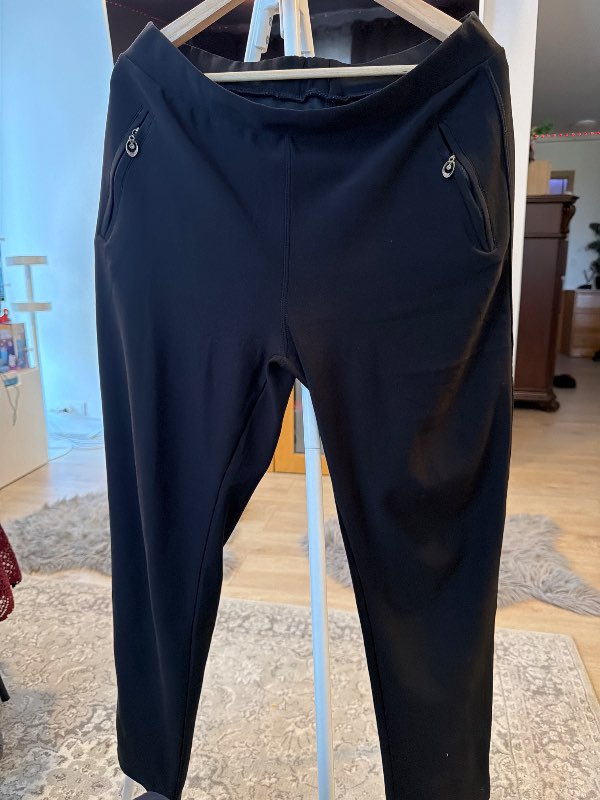 track pants