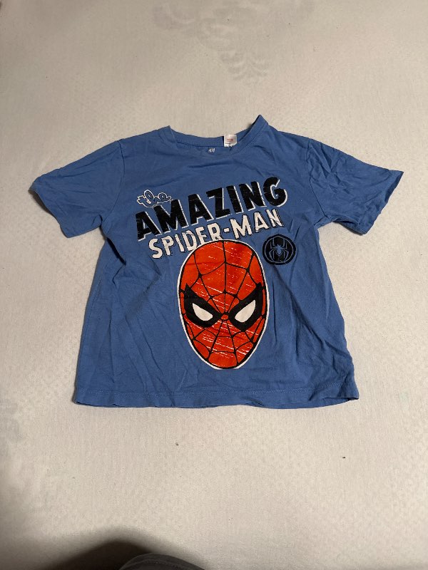 Blár spiderman bolur