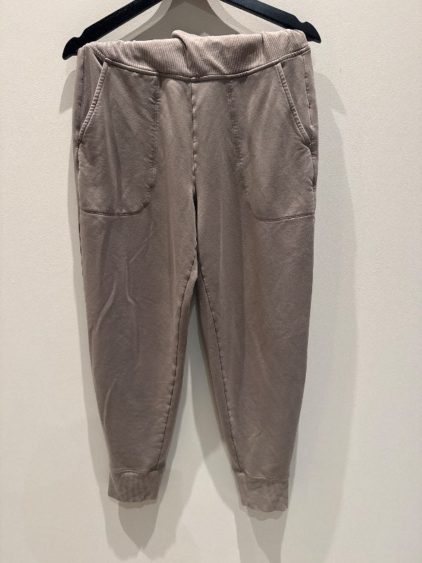 Buxur/ Athleta