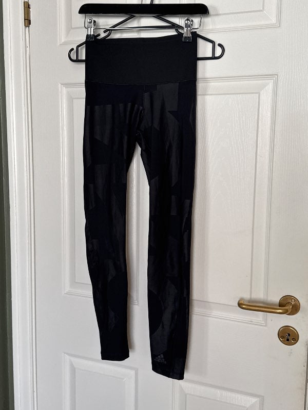 Adidas leggings