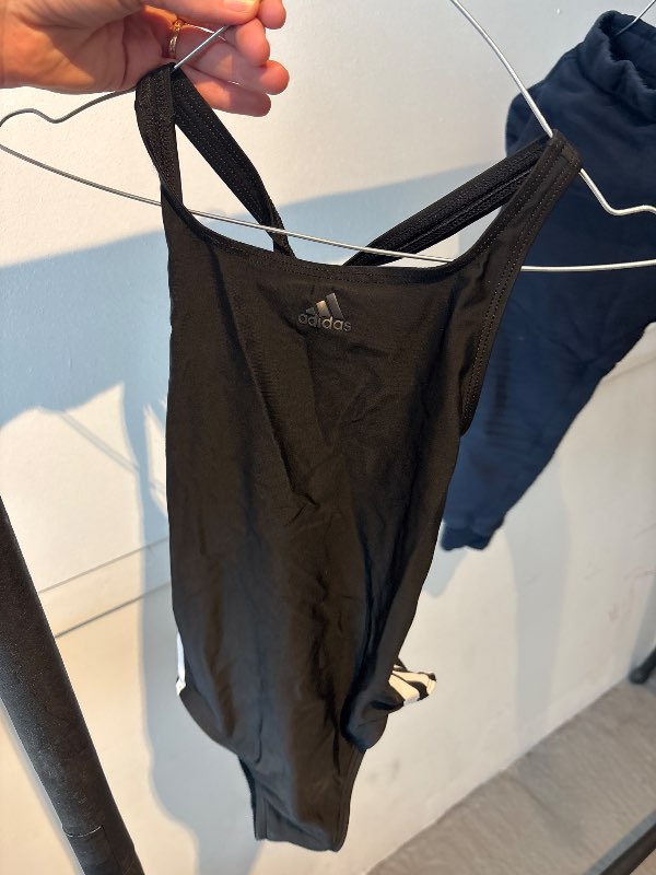 Ónotaður sundbolur