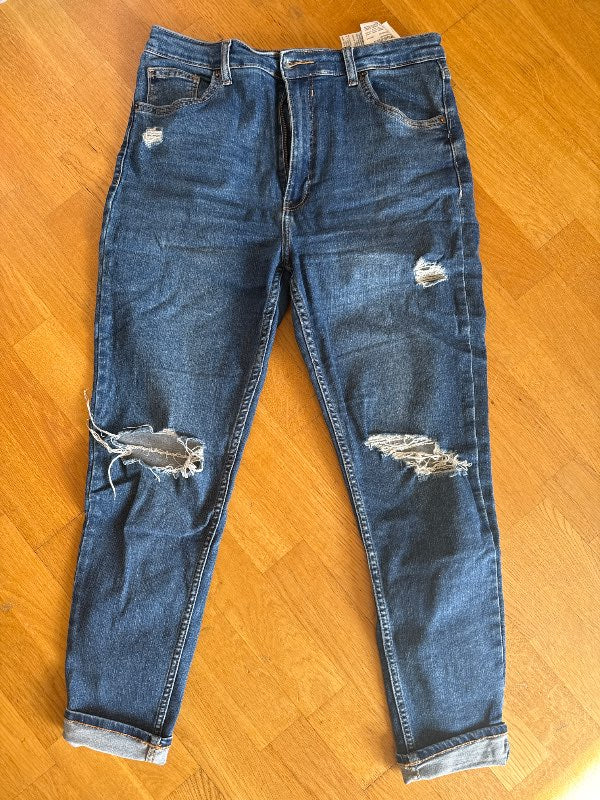 Gallabuxur m.götum:BERSHKA super high waist skinny