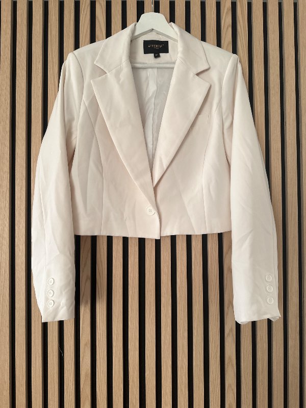 Hvítur blazer