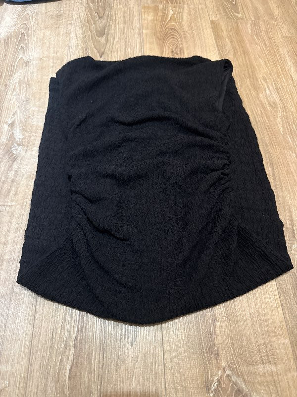 Svartur síður kjóll