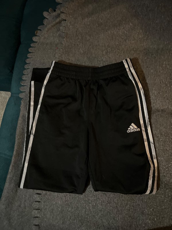 Adidas buxur