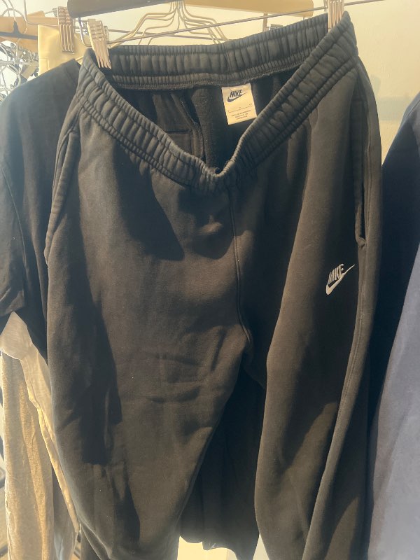 Nike buxur svartar