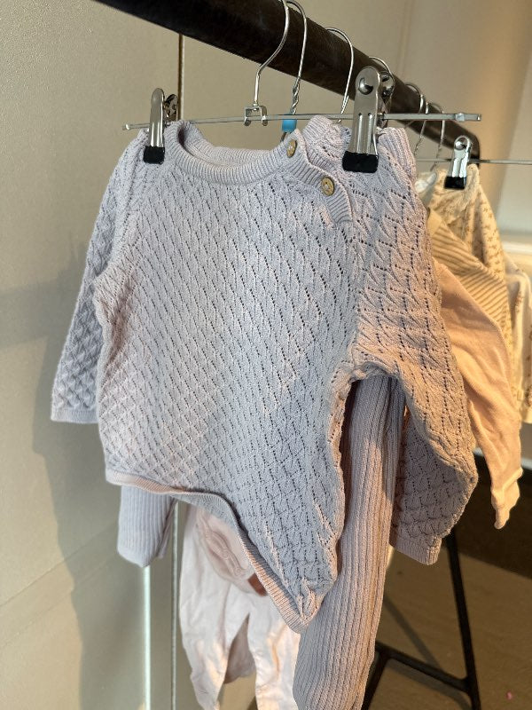 C&a sett fjolublátt