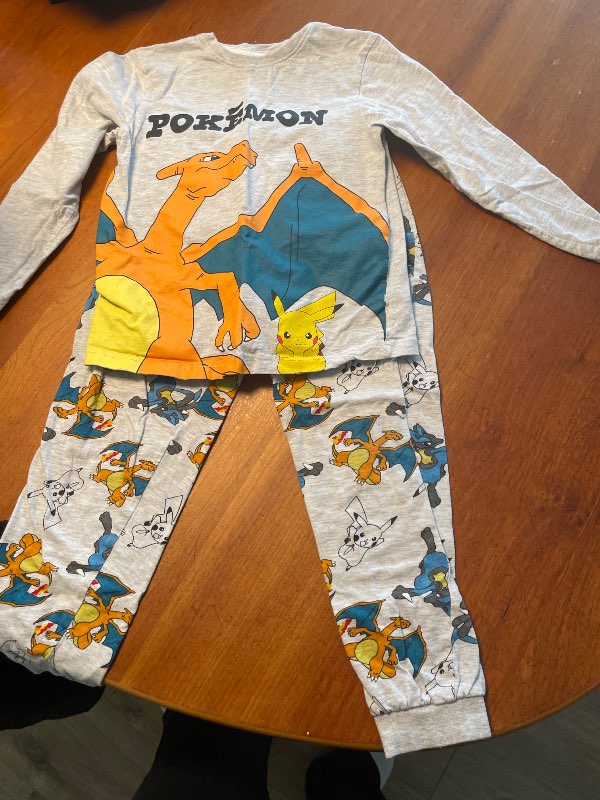 Pokemon náttföt
