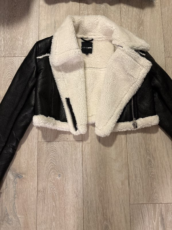 Fashion nova, stuttur jakki