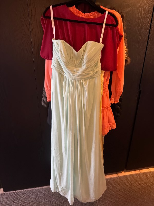 David’s bridal kjóll