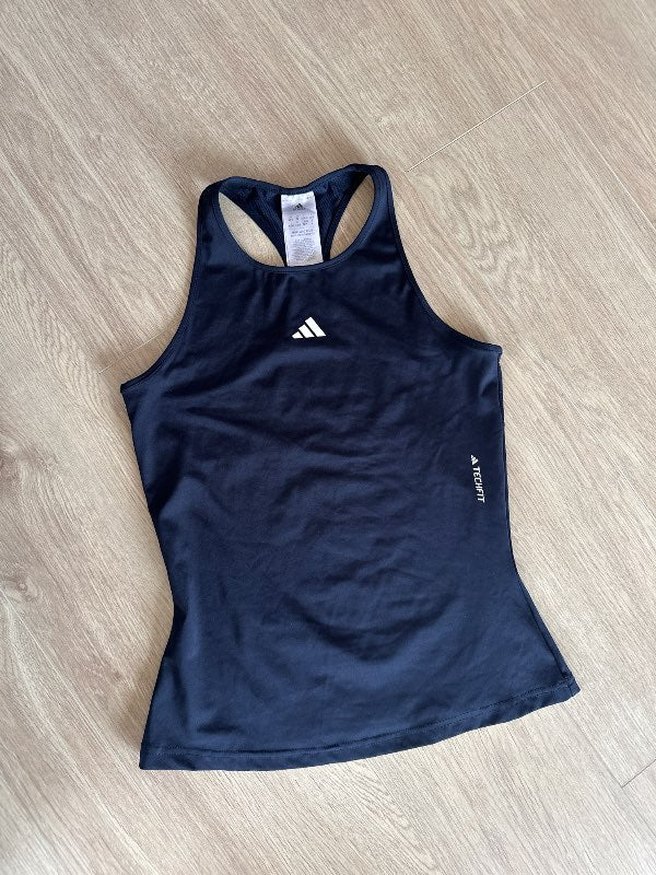 Adidas ræktarbolur dökkblár