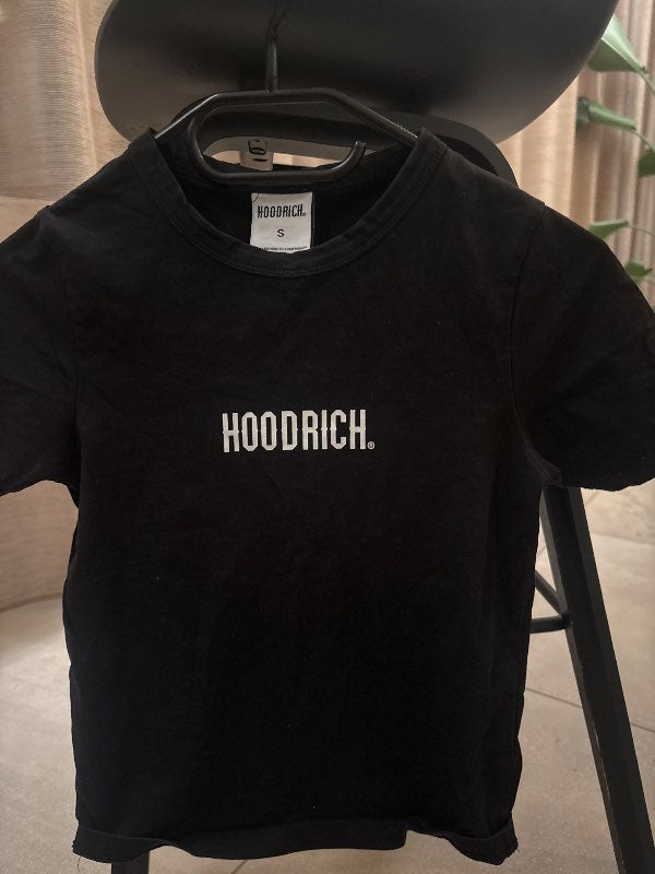 Hoodrich svartur bolur