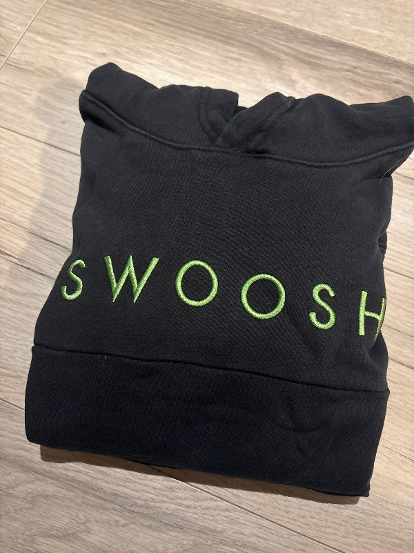 Nike Swoosh hettupeysa