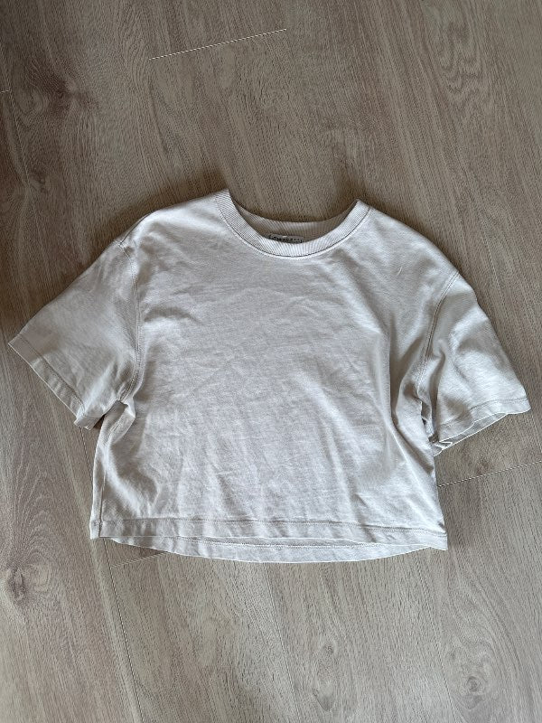 Stradivarius tshirt