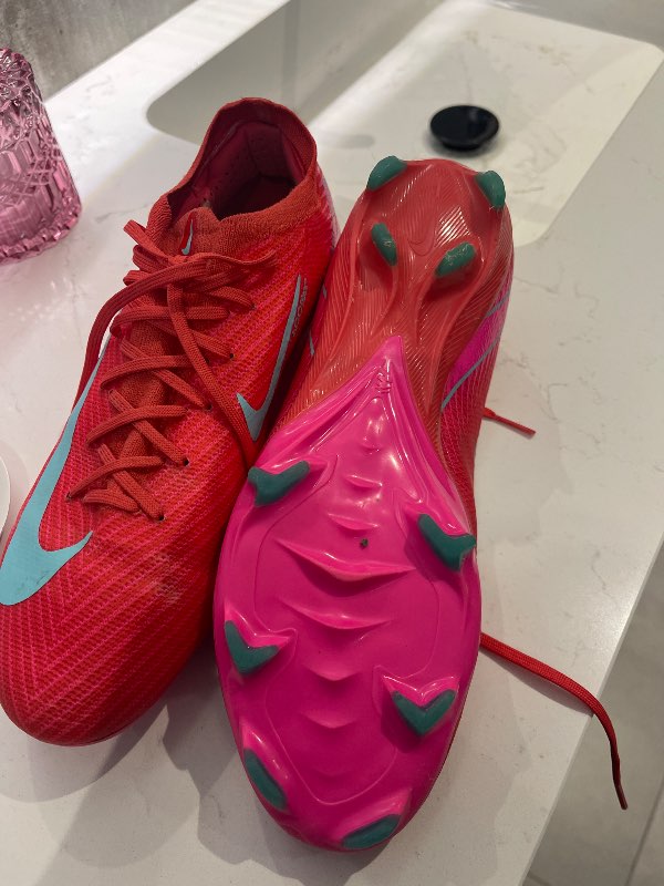 Nike dökk leikir takkaskór