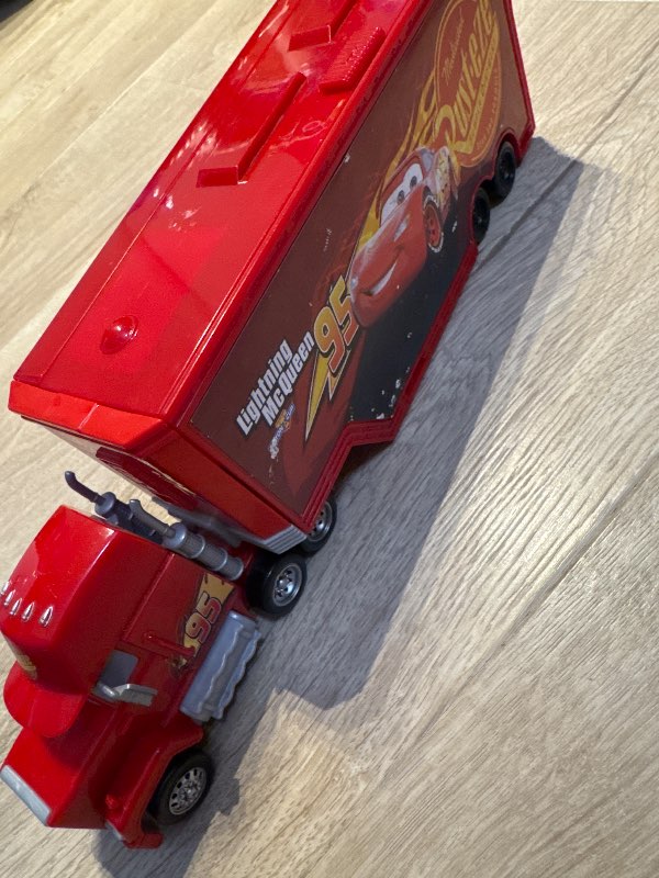 McQueen95 vorubíll