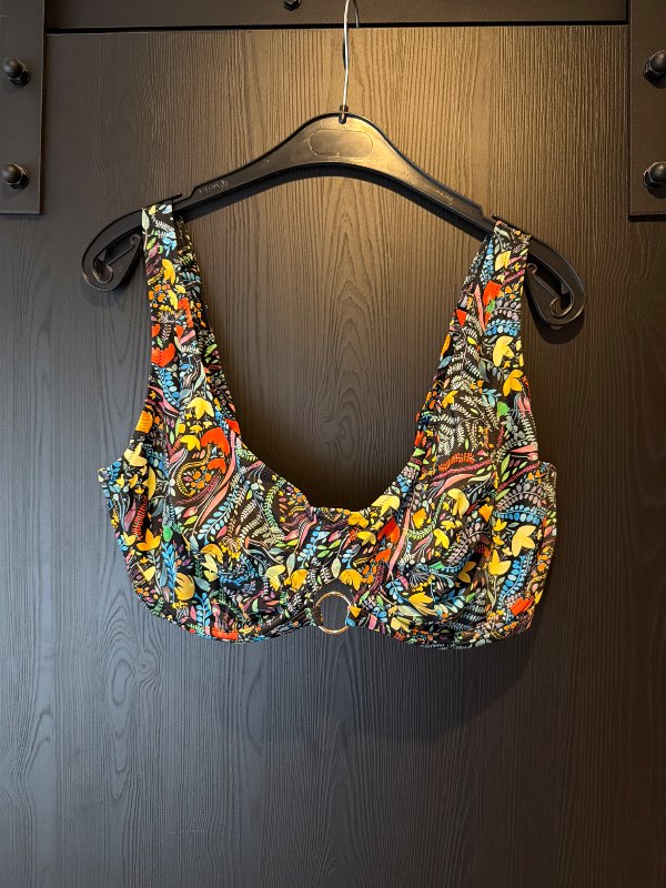 Bikini toppur