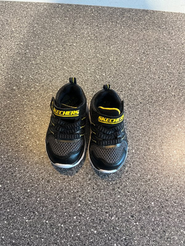 Skechers skór