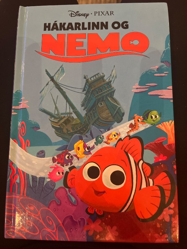 Disney bók Hákarlinn og Nemo