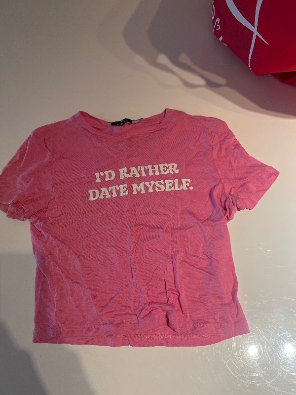 Bleikir bolur með letri