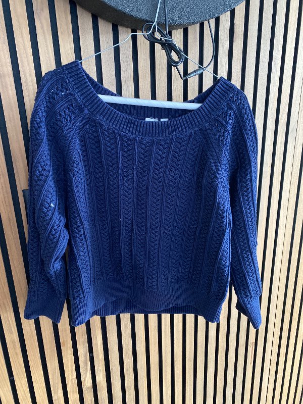 Gap blue