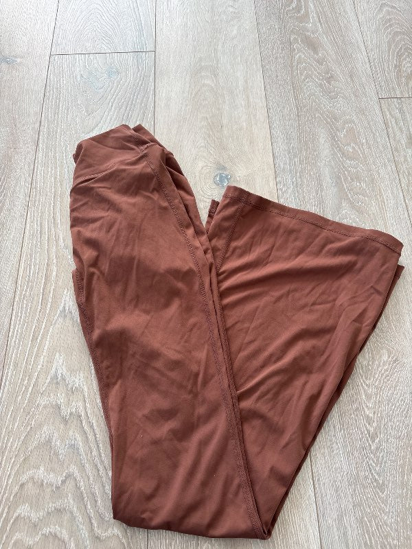 Brunar flared buxur