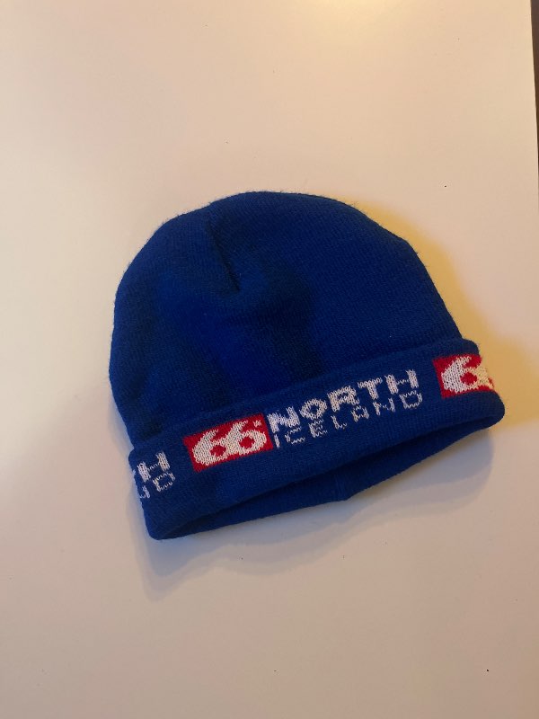 66 North blá húfa
