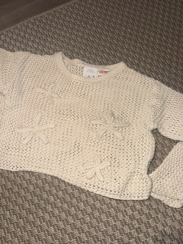 Hvít prjónapeysa Zara