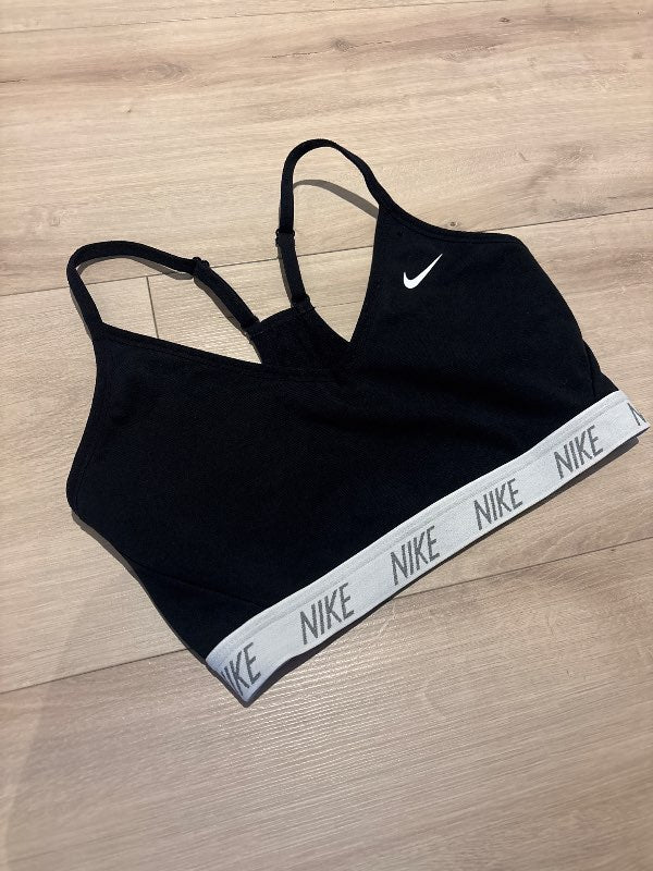 Nike toppur