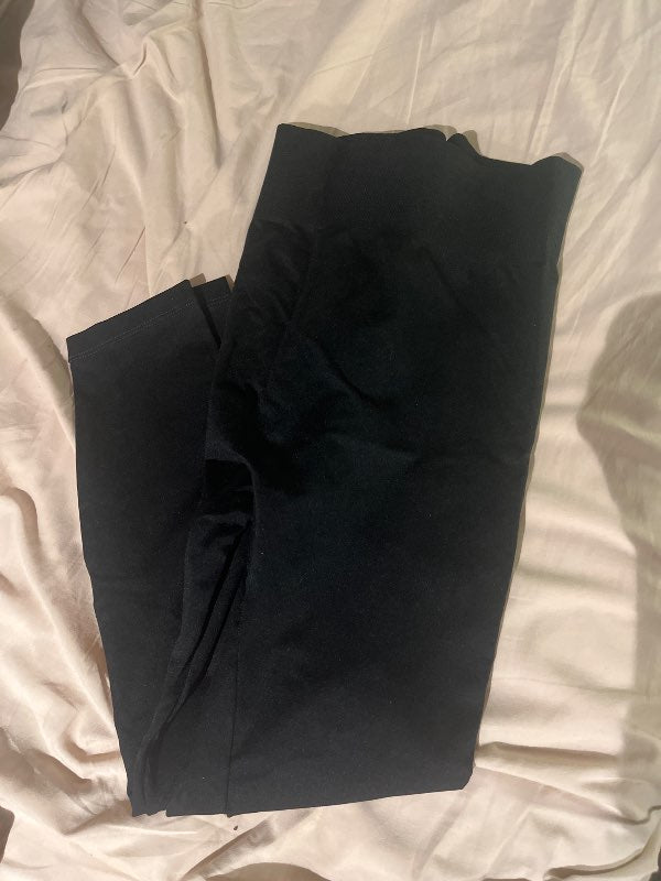 B.Leggings b young svartar