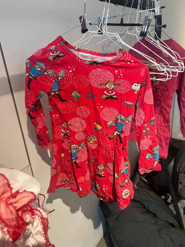 Lína langsokk kjóll