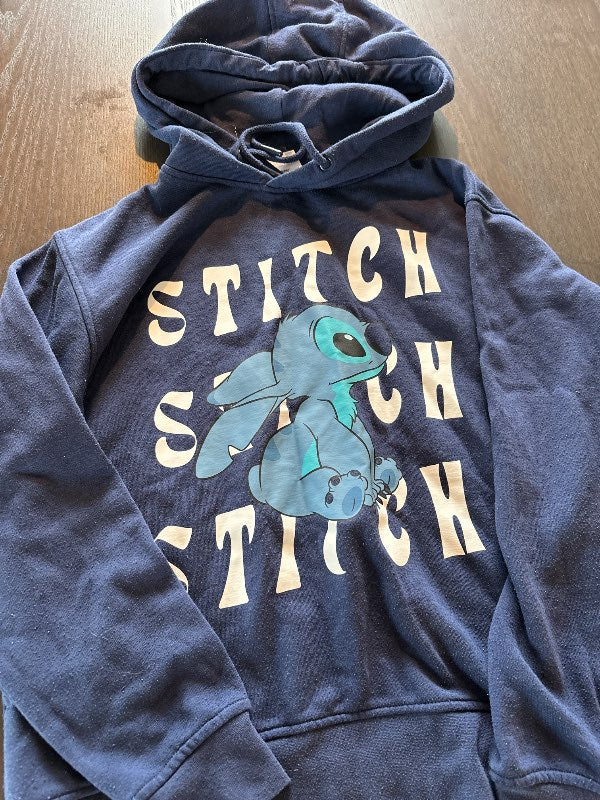 Stitch hettupeysa