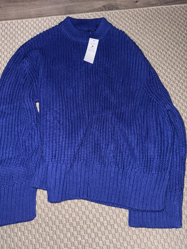 Blá prjónapeysa Gina Tricot