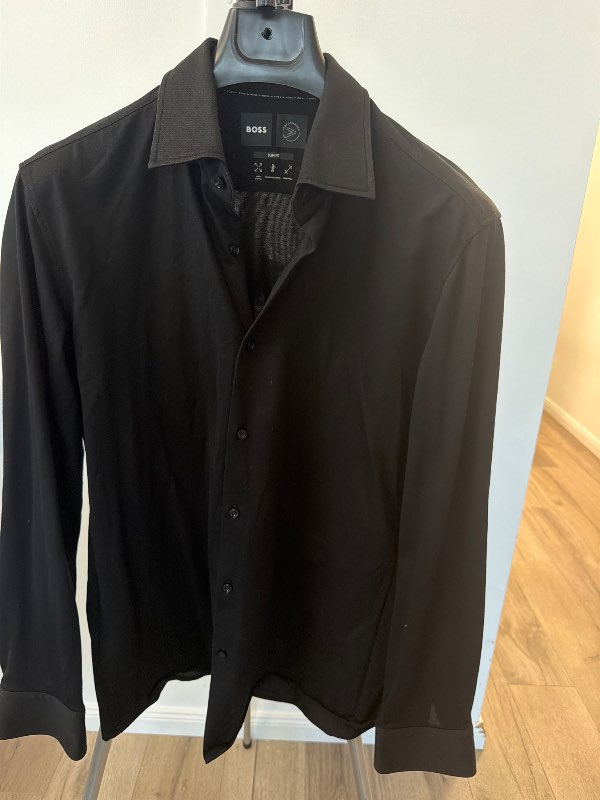 Hugo Boss slim fit L 41 new