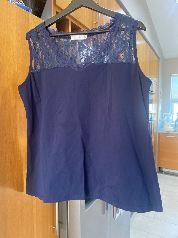 Emma blár blúndu bolur