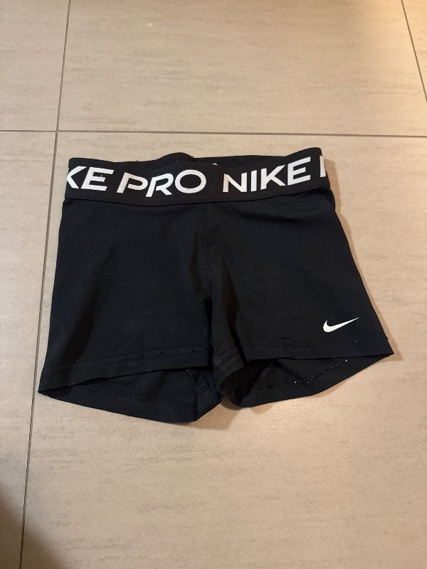 Nike pro hotpants