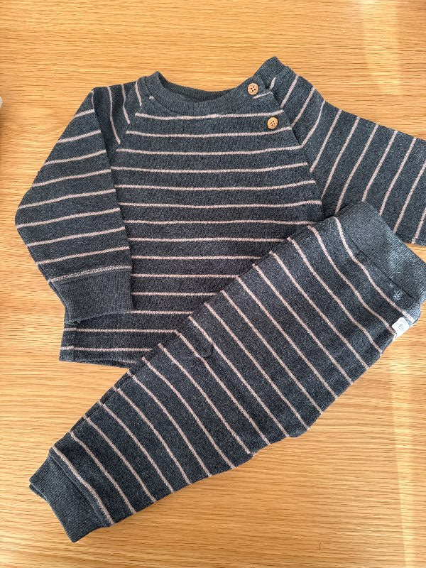 En Fant sett, gratt, 68